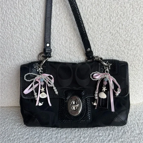 Authentic Coach Black Signature Shoulder Bag w/ Snakeskin - Picture 1 of 6